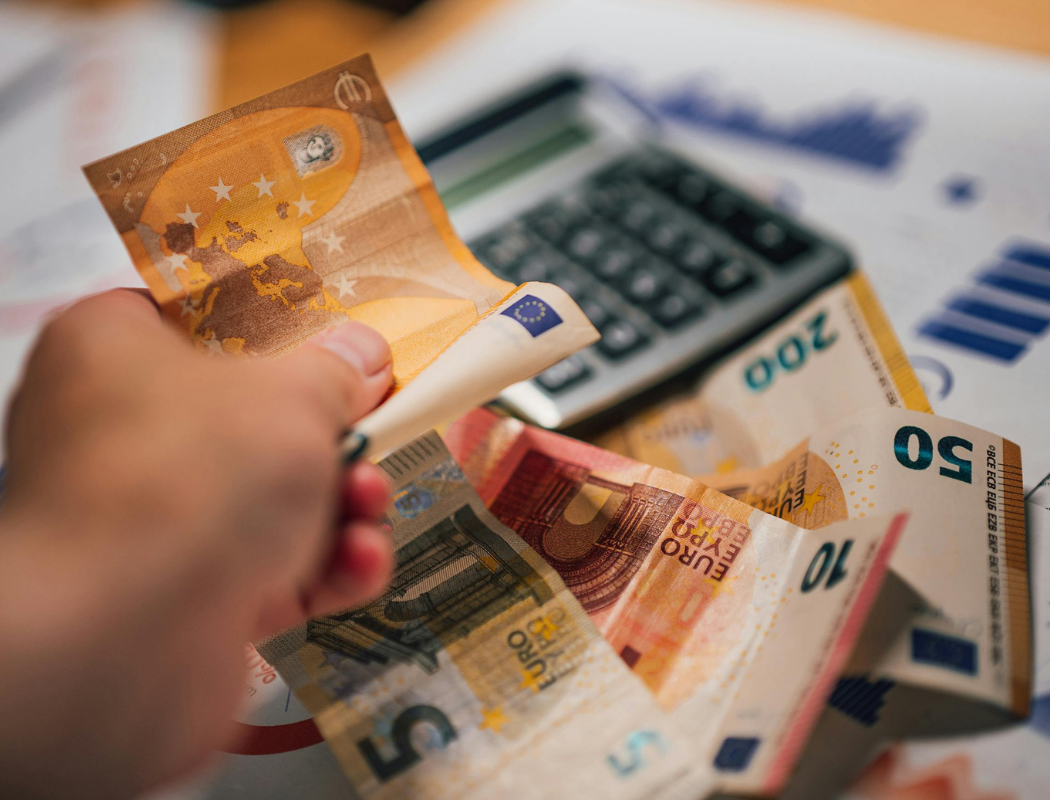 Frais bancaires lors d’une succession : ce qui change à partir du 13 novembre 2025